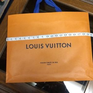 Louis Vuitton Shopping Bag